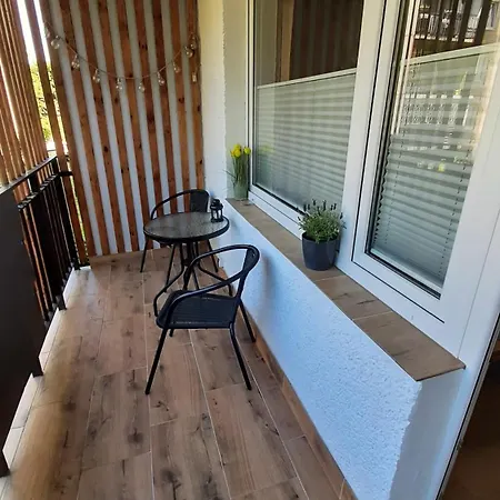 Lägenhet Wyjatkowy Przy Lesie By Renters *